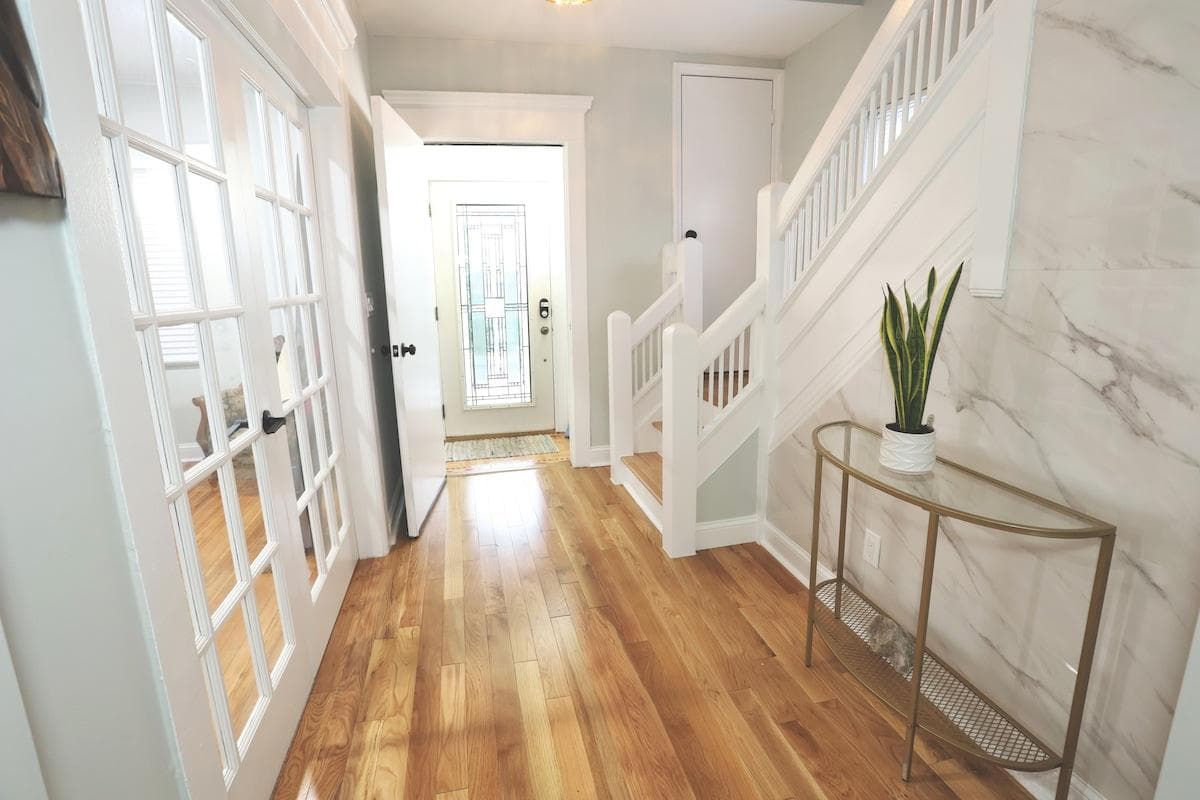 This is the view looking when you are stepping outward from your guest room. The view straight ahead is the entrance outside of the house. Enjoy your outing!!